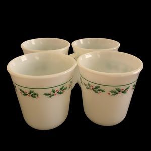 🎄Corningware Holly Coffee/Tea Mugs